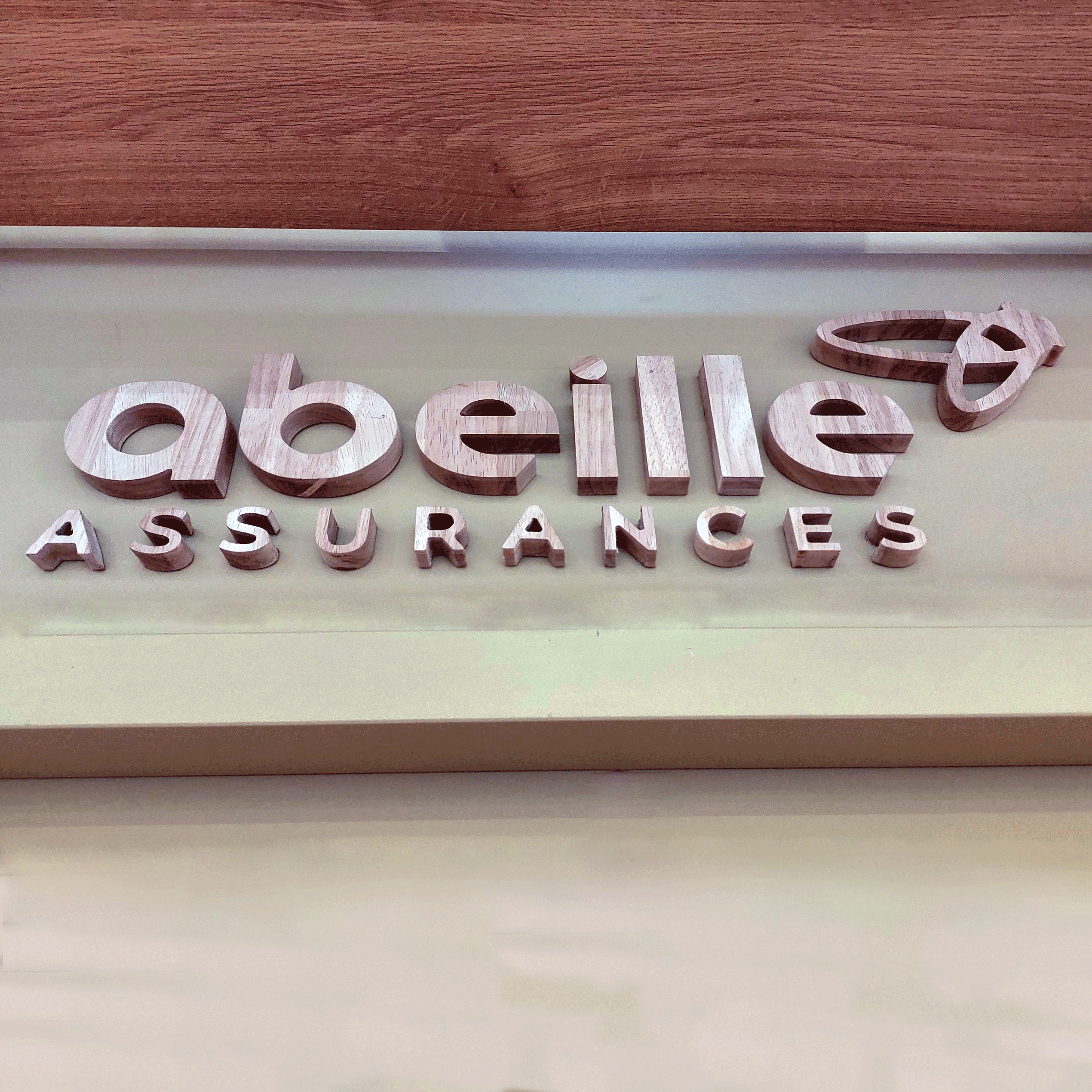 Logo en bois