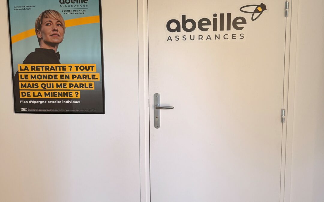 Logo autocollant spécial murs